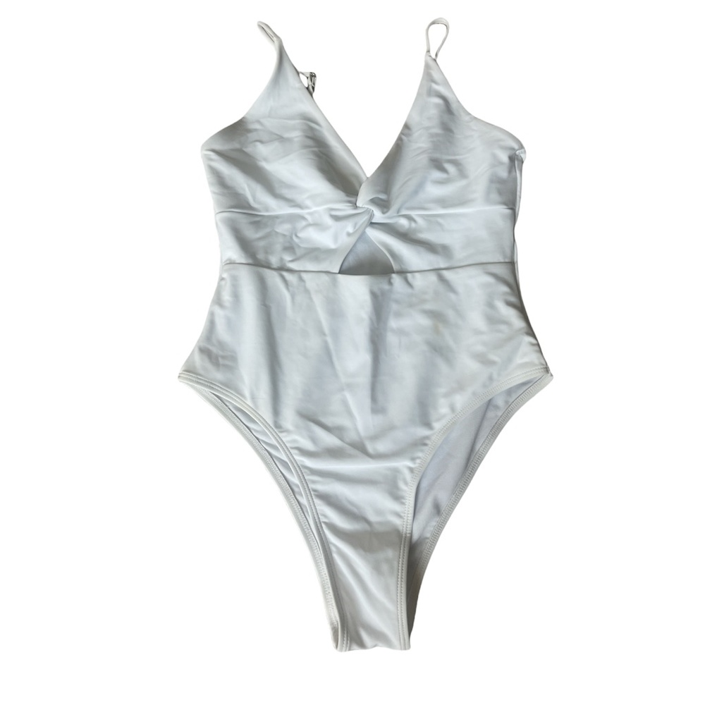 One piece with cutout